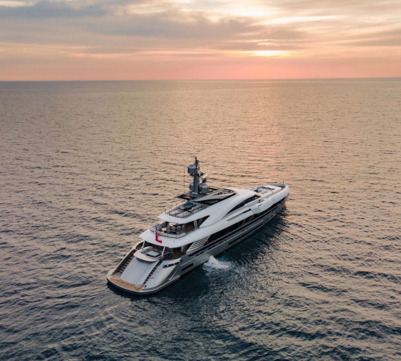 48m superyacht